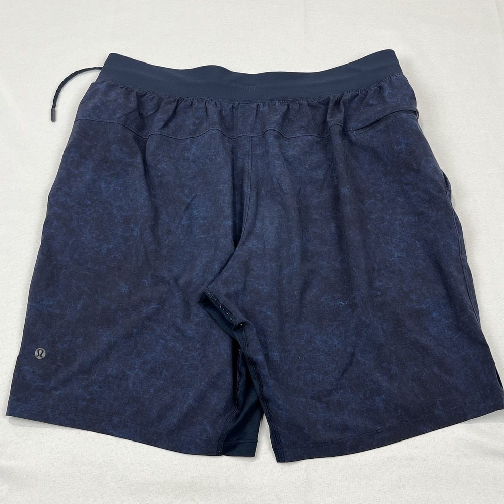 Lululemon Men's‎ T.H.E. Linerless Short 9" Size Large Blue LM7AGCS - Picture 2 of 8